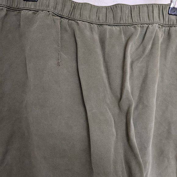 Unpublished (Stich Fix) Army Green Button up Skirt - Picture 4 of 5